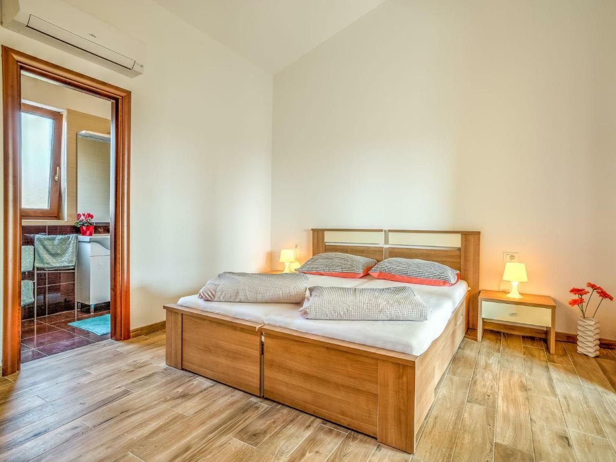 Apartment Ulika-4 By Interhome Tar-Vabriga Zewnętrze zdjęcie